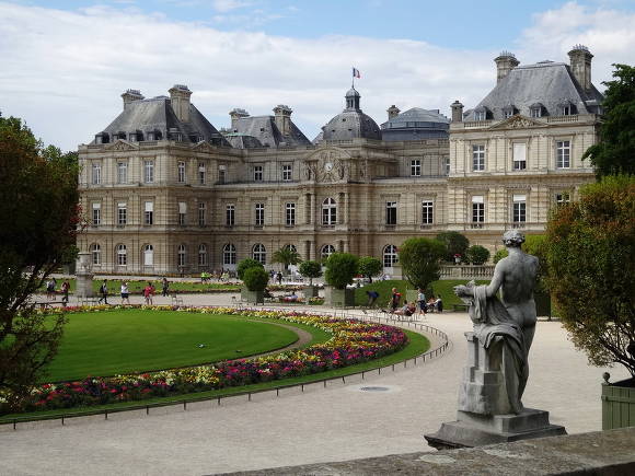 Luxemburgin puutarha, palatsi