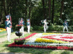 Obras de los participantes del Festival de las Flores