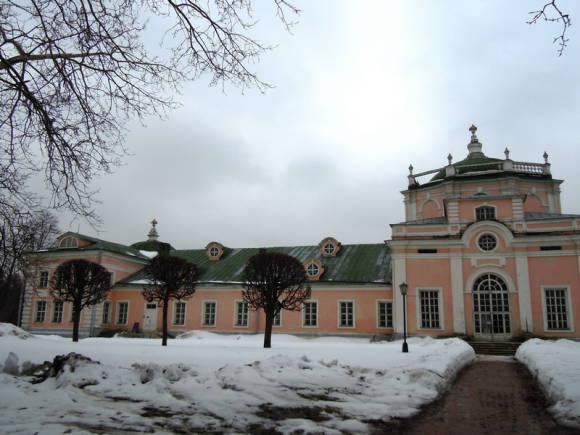 Kuskovo. Gran hivernacle de pedra, façana nord