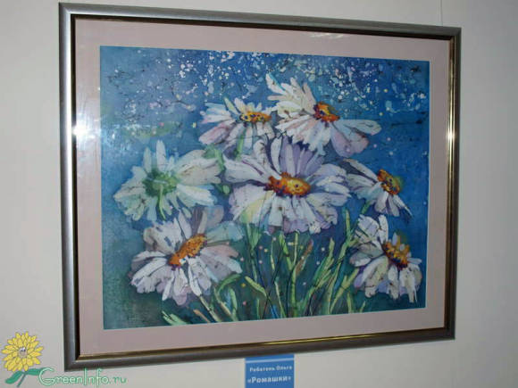 Exposición de collage floral y batik "La segunda vida de las flores"