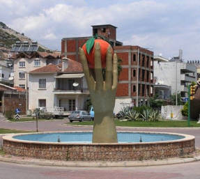 Monument to Orange in Turkish Fenech